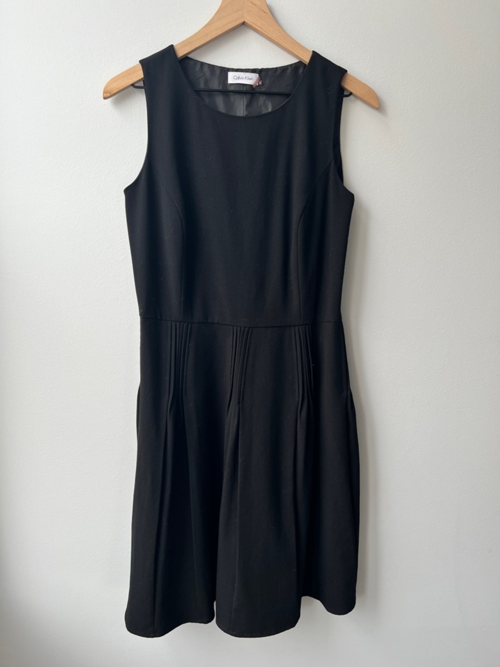 Calvin Klein Dress Women Black Pleated Fit Flare Knee Size 6